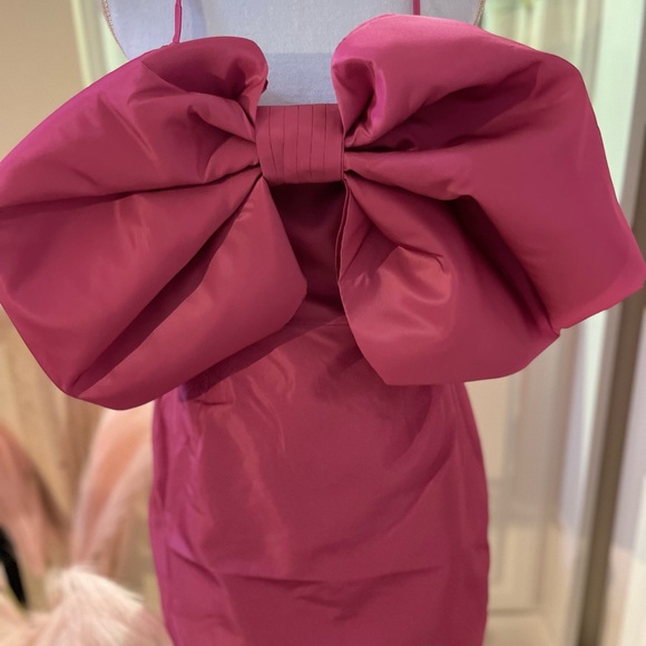 FOREVER UNIQUE PINK TAFFETA MINI DRESS WITH BOW DETAIL - NEW- Never worn - Picture 6 of 6